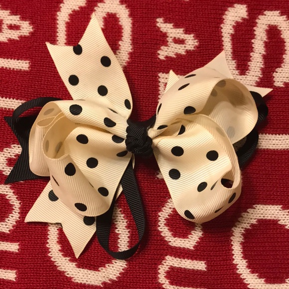 Bows - Picture 7 of 8